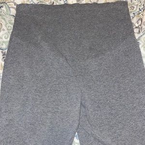 ✖️SOLD✖️Maternity Full Panel Biker Shorts